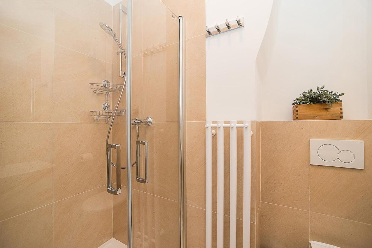 Newly Renovated 1-bed At Charles Bridge Praga